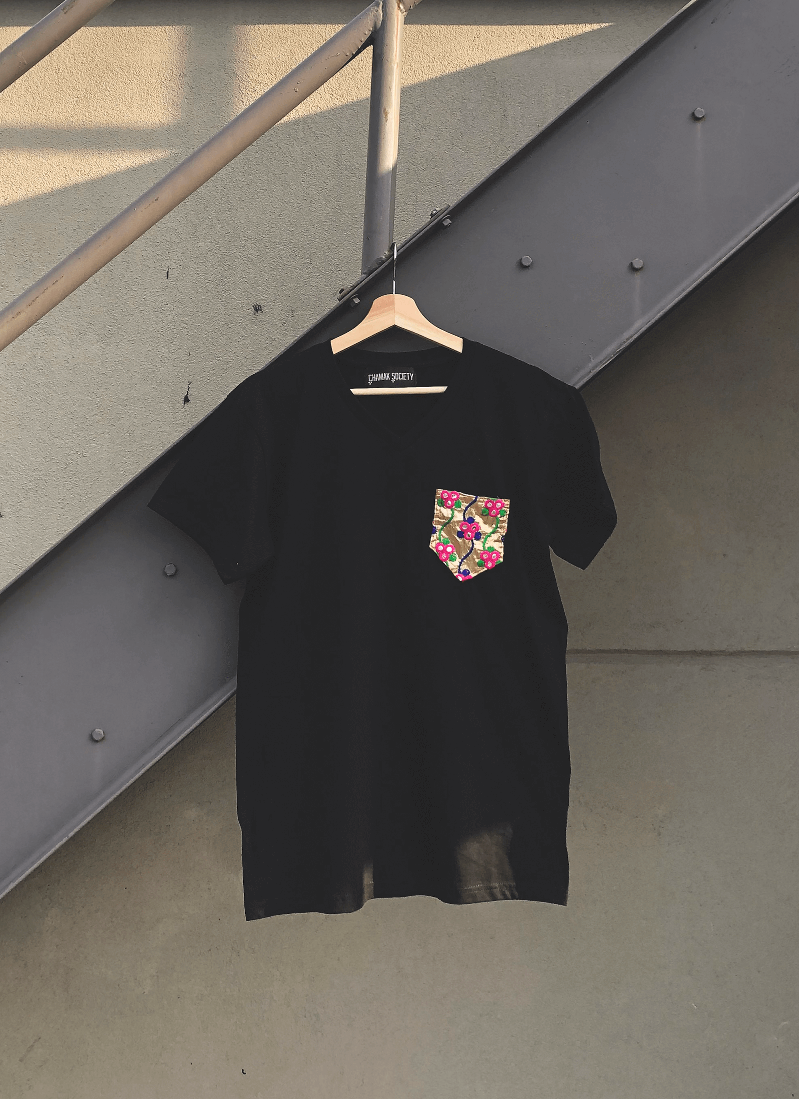 Aaina Pocket Tee, pocket tee t-shirts, pocket tees mens, pocket tee mockup, pocket tee design